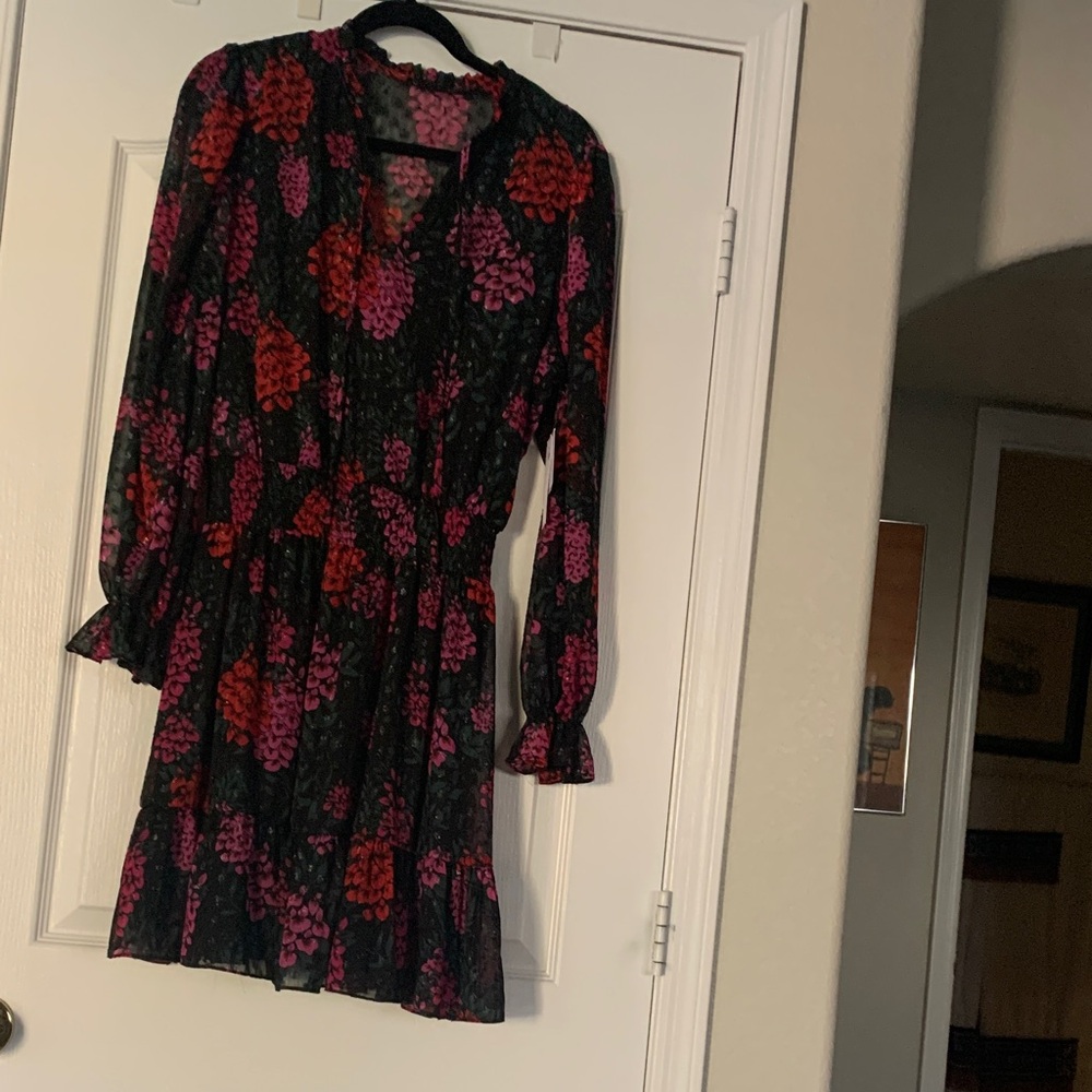 Elegant Floral Long Sleeve Dress - Black and Pink